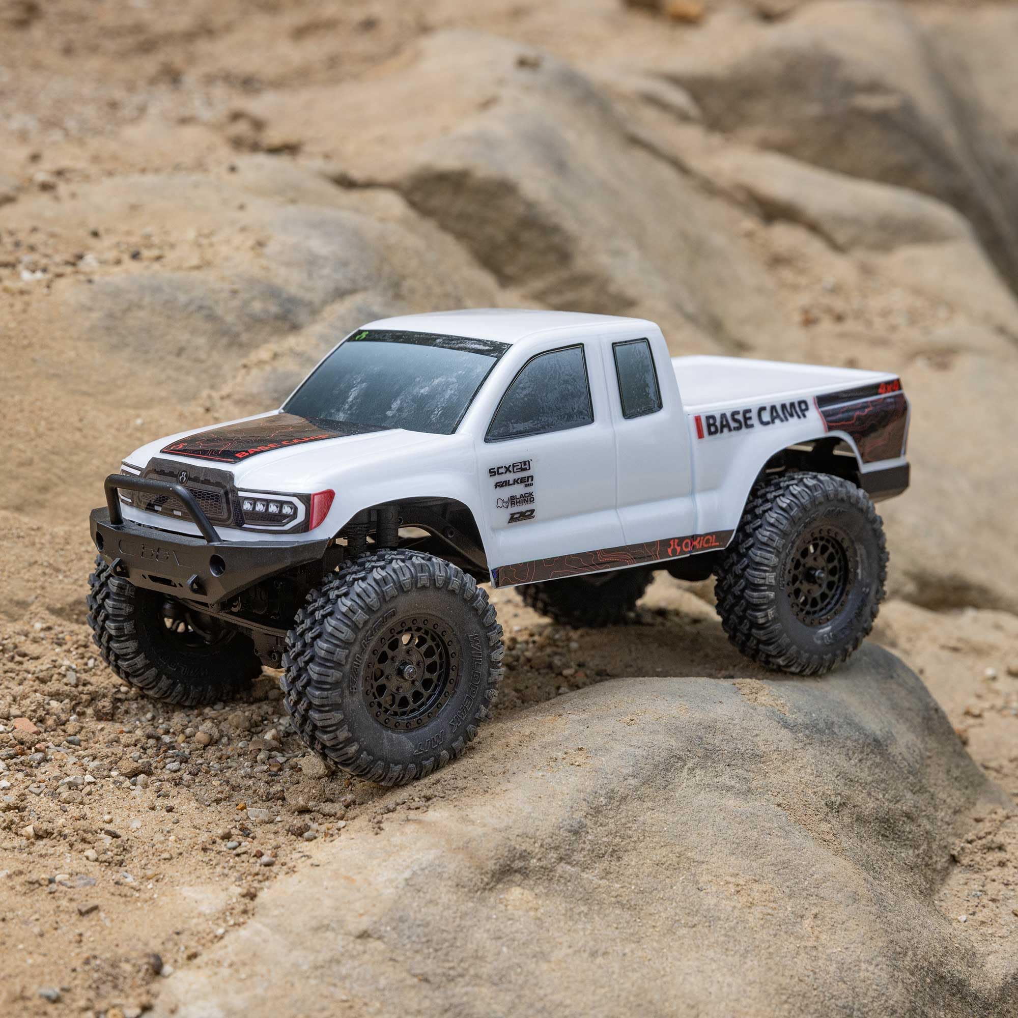 Amazon.co.jp: Axial RC Truck 1/24 SCX24 ベースキャンプ 4x4 ロック